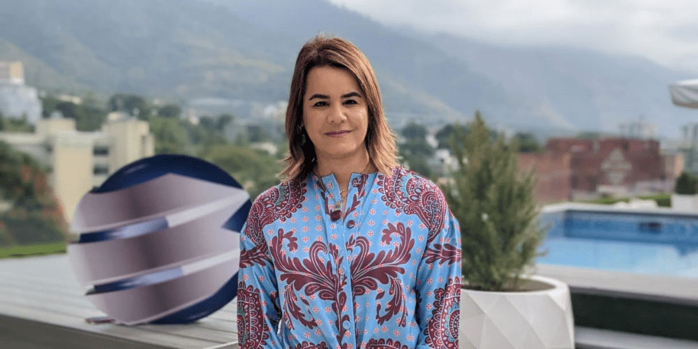 Verónica Ávila: «Comprendo muy bien las políticas que debemos implementar para facilitar la vida profesional de una mujer en altos cargos»