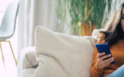 Hiperconectividad, mujeres y soledad moderna