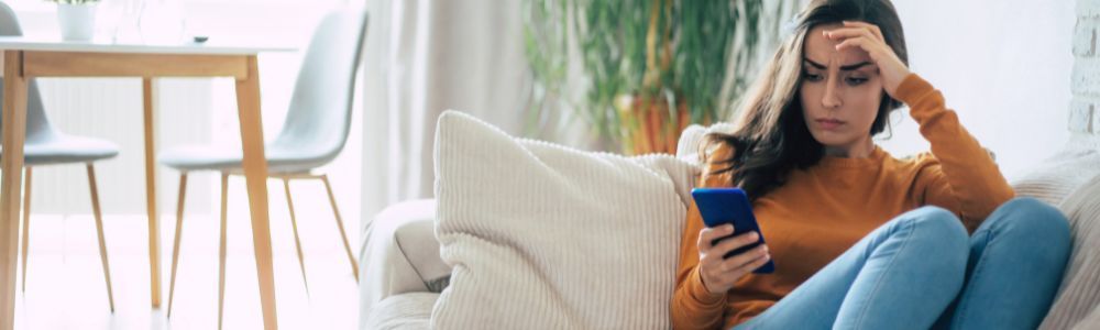 Hiperconectividad, mujeres y soledad moderna