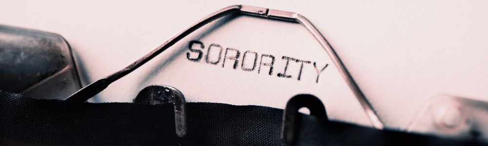 Solidaridad femenina: La Sororidad como respuesta a la desigualdad