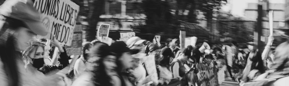 Juntas tejemos la historia: Sororidad, transformación y ternura
