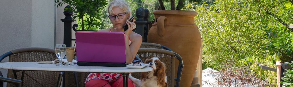 Vacaciones para emprendedoras: Cómo parar, recargar y reconectar (sin culpa)