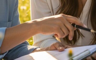 Mentoría y redes de apoyo entre mujeres líderes