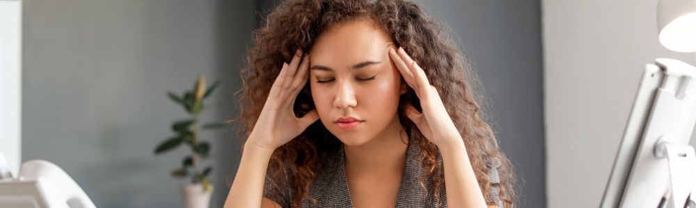 Estudiar y trabajar en Latinoamérica: la doble carga que nadie quiere ver